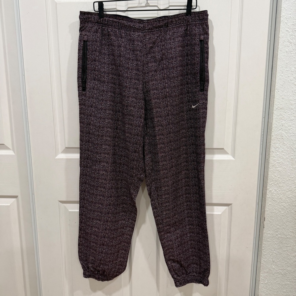 Nike Sportswear Woven Track Pants Burgundy Black CJ0804-010 Mens Large Italy